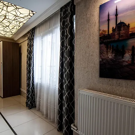 Palazzo Old & Отель