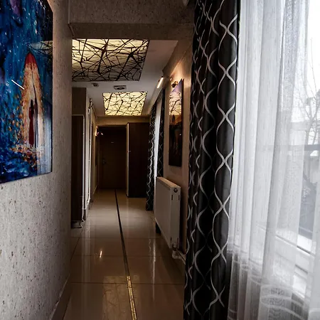 Palazzo Old & Отель 3*